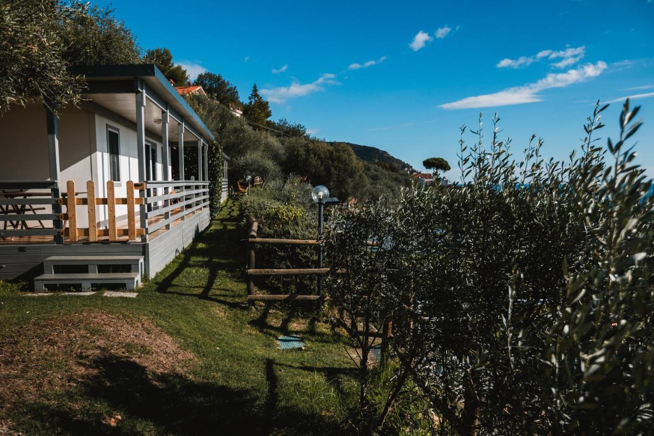 Agriturismo Rose Di Pietra بيترا ليغوري المظهر الخارجي الصورة